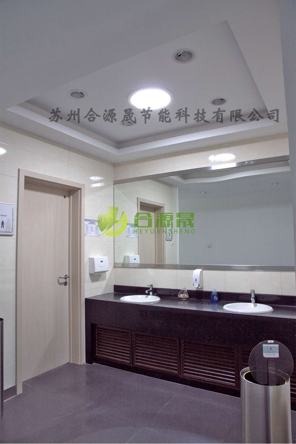 天津奔馳卡車4S店導光管照明系統(tǒng)使用案例03